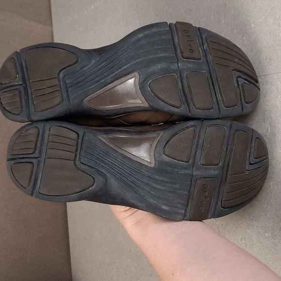 Privo brown mary jane slip on flats, size 6.5. - Picture 8 of 9